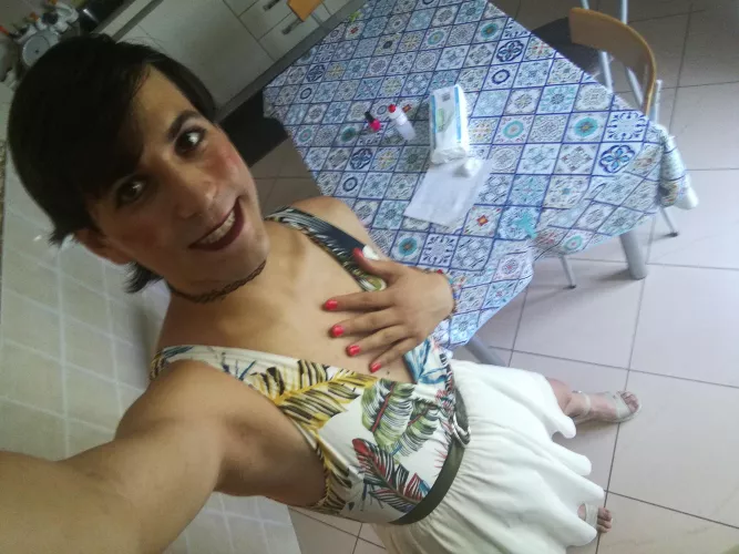 Tell me why I can't satisfy girls 😭 by mightyme98