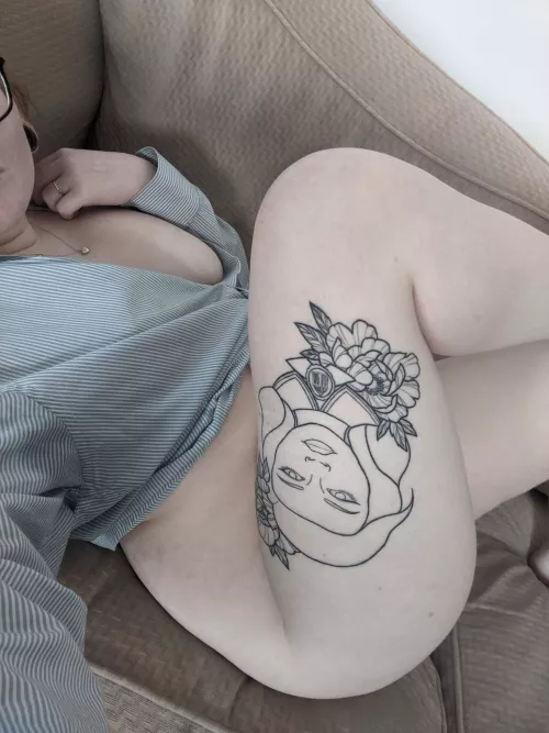 Tell me you don't love these curves! by LittleRed-RidingGood