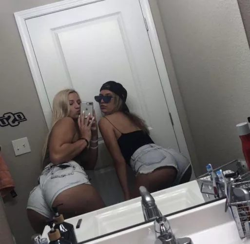 Tell us you love us without telling us you love us😋 by TurnYouOn_