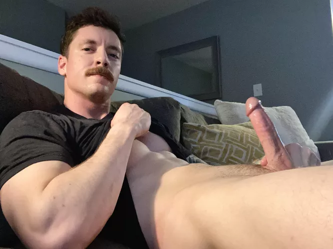 Ten minutes into Netflix and chill by Jacksult