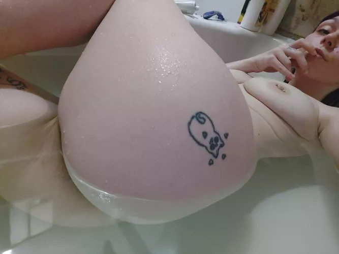 Tgif, am I right? by jijidusoleil