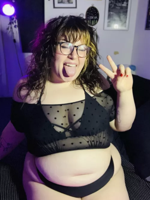 TGIF (thank god I’m fat) 😌 by violetxsugar