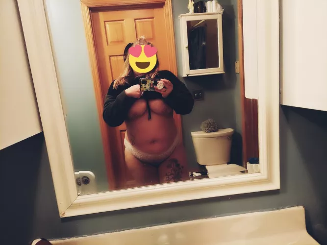 TGI[F]!! by DelusionallyIt