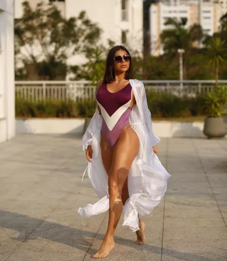 Thais Bianca by Lowietski