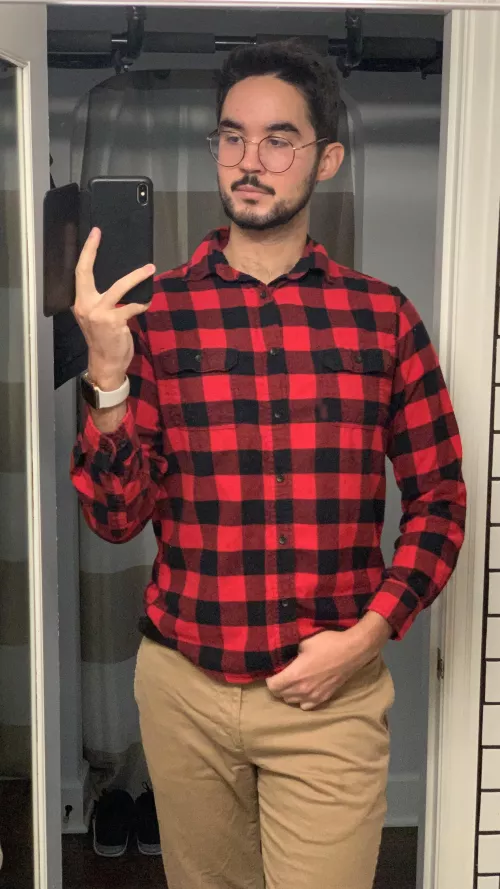 Thanksgiving Eve plans are biscuits and Twitch by hello_xandr