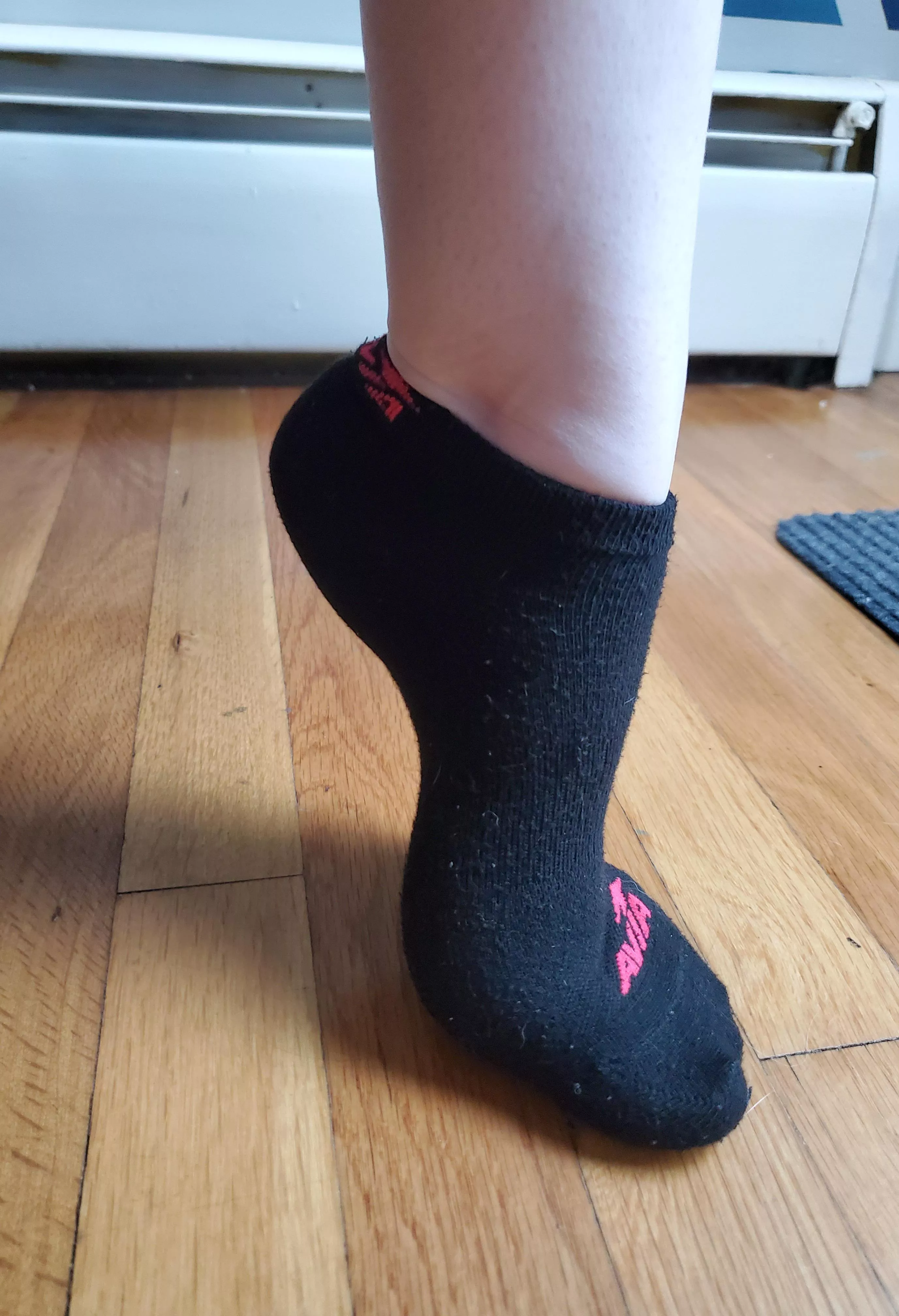 That dancers arch tho 😍 posted by gingertoes9