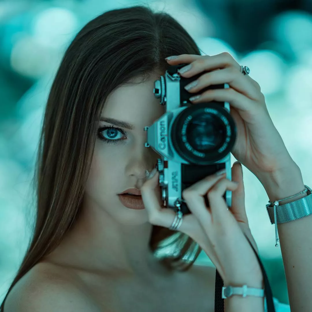 That eye. posted by luv___2___race