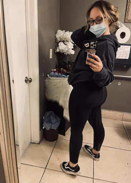 That milf booty by NSFW_Geoff