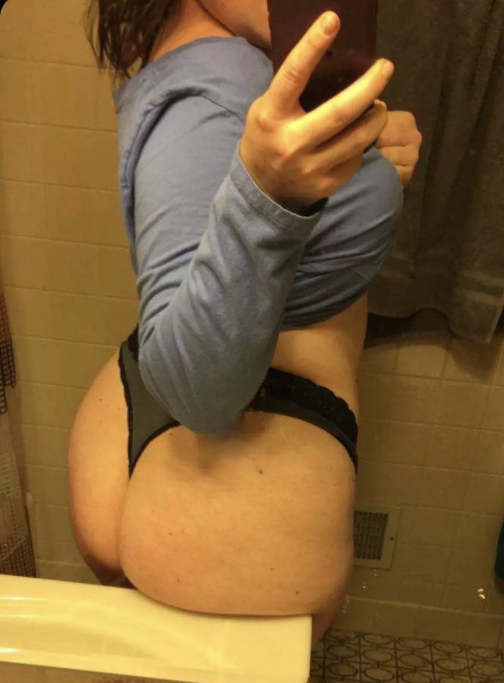 that post workout plump [f] posted by Acrobatic-Brain-5132