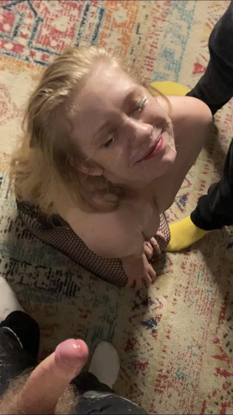 That smile ☺️ posted by JuniperHazexxx