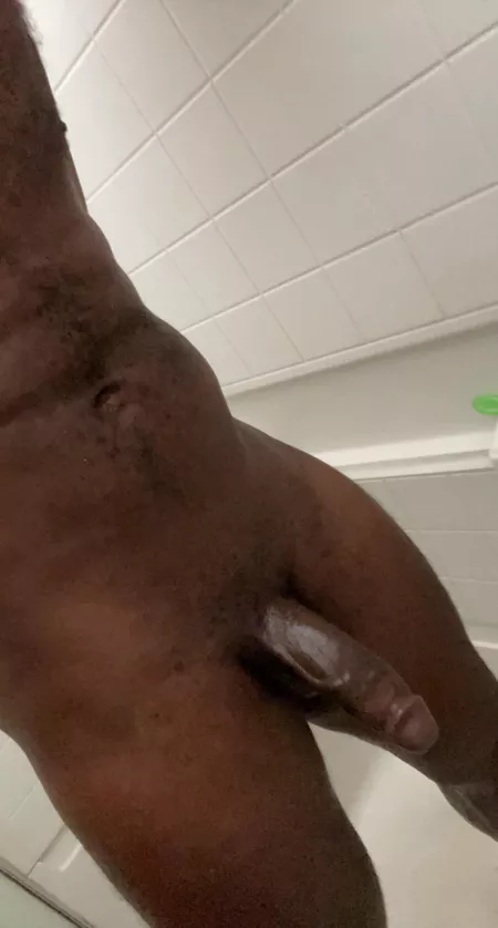 That vein on my dick gets real big when it’s time to play by KrisNew23