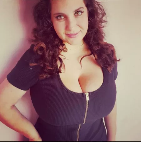 That zip would come down quickly! by FizzyOrangeJuice