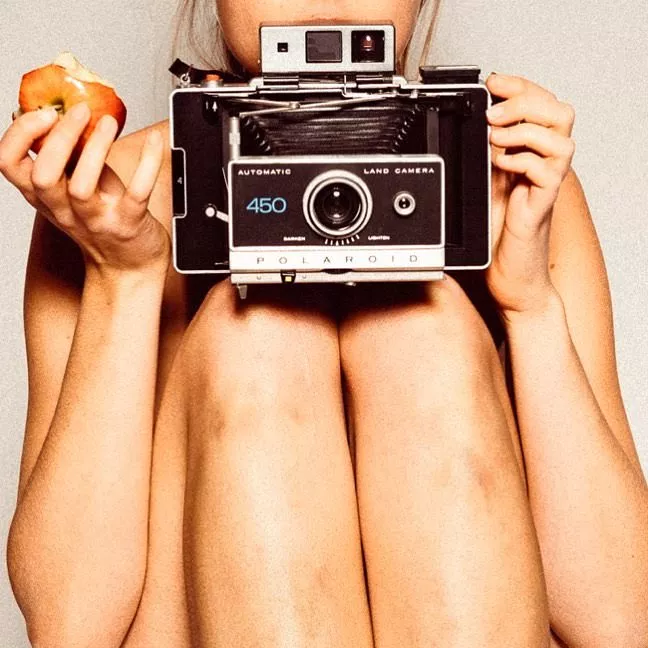 That's a big ol camera. posted by luv_to_race