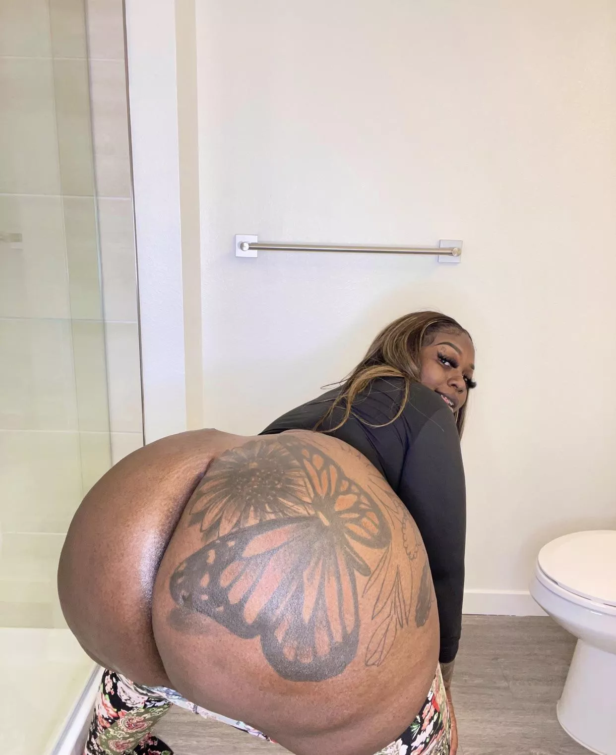 That’s a biggg ass! posted by Dangerous_Can_6468