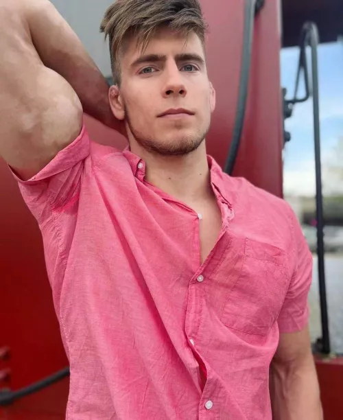 That’s a train behind me. It’s not running, wouldn’t mind if it did though. by Scottyrichardsatl