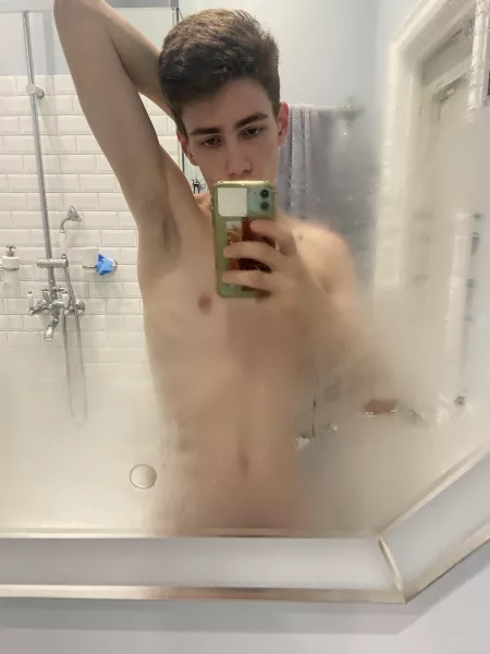 that’s what u need, huh?😏 by R7zRzhOg