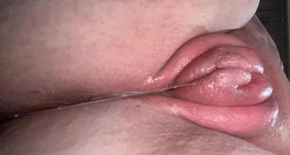 the aftermath of my pumping session 🥰 wanna come help clean it up? by KinkyKitty96_