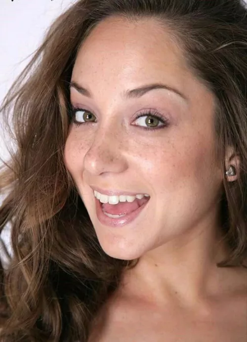 The beauty of happy smiling Remy by SpunkySpunkyAssGuy