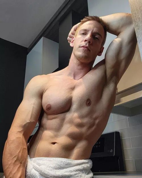 The best feeling is that someone can understand your unspoken words😜 by John_fitness91