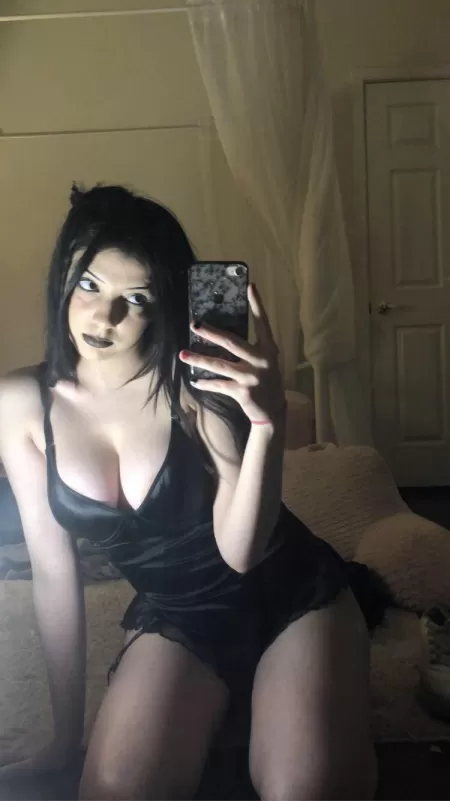the big titty goth gf in ur dreams <3 by ivy6luv