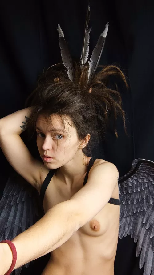 the bird is horny and is waiting for your actions by Beauty_Bird