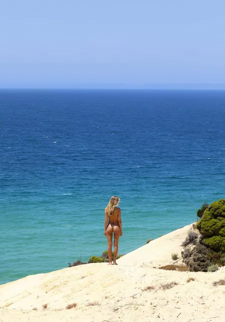 The costline by RunningPink