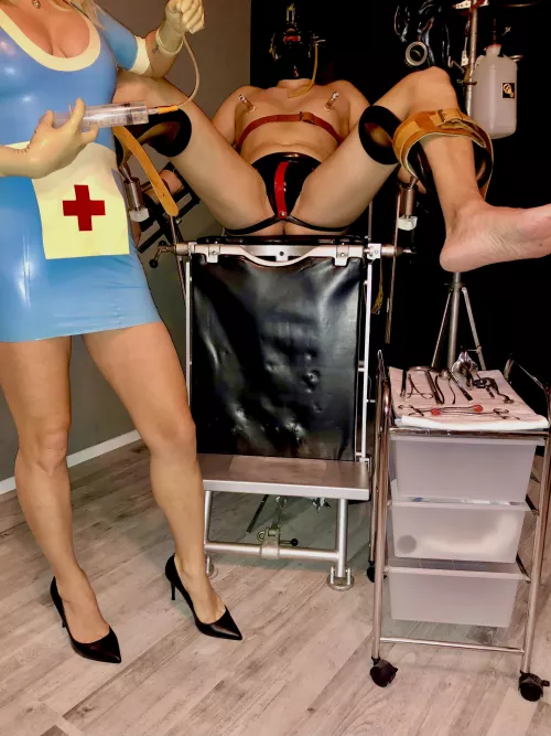 The Doctor of your Mind💉 by Zarinmsc