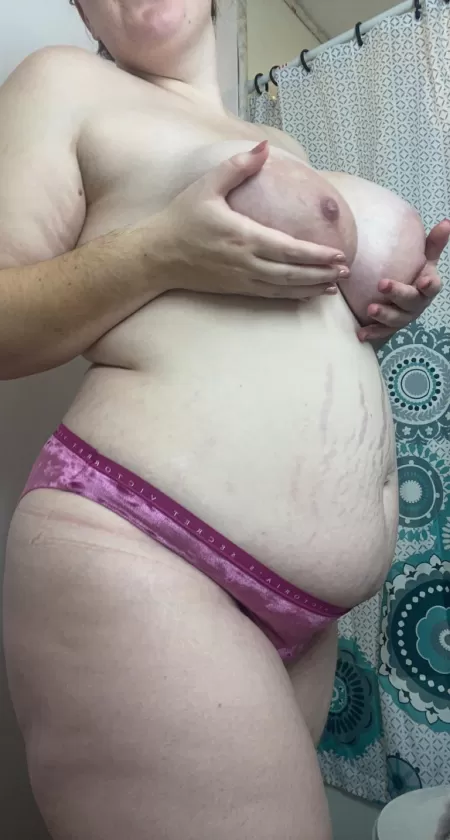 The further I get in my pregnancy the bigger they get🥵 by ellepper217