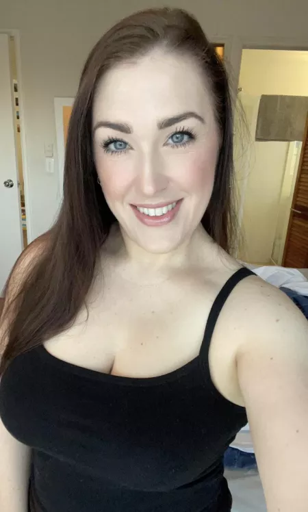 The future, the present, and the past walk into a bar. Things got a little tense. … Happy Tuesday by just-claire