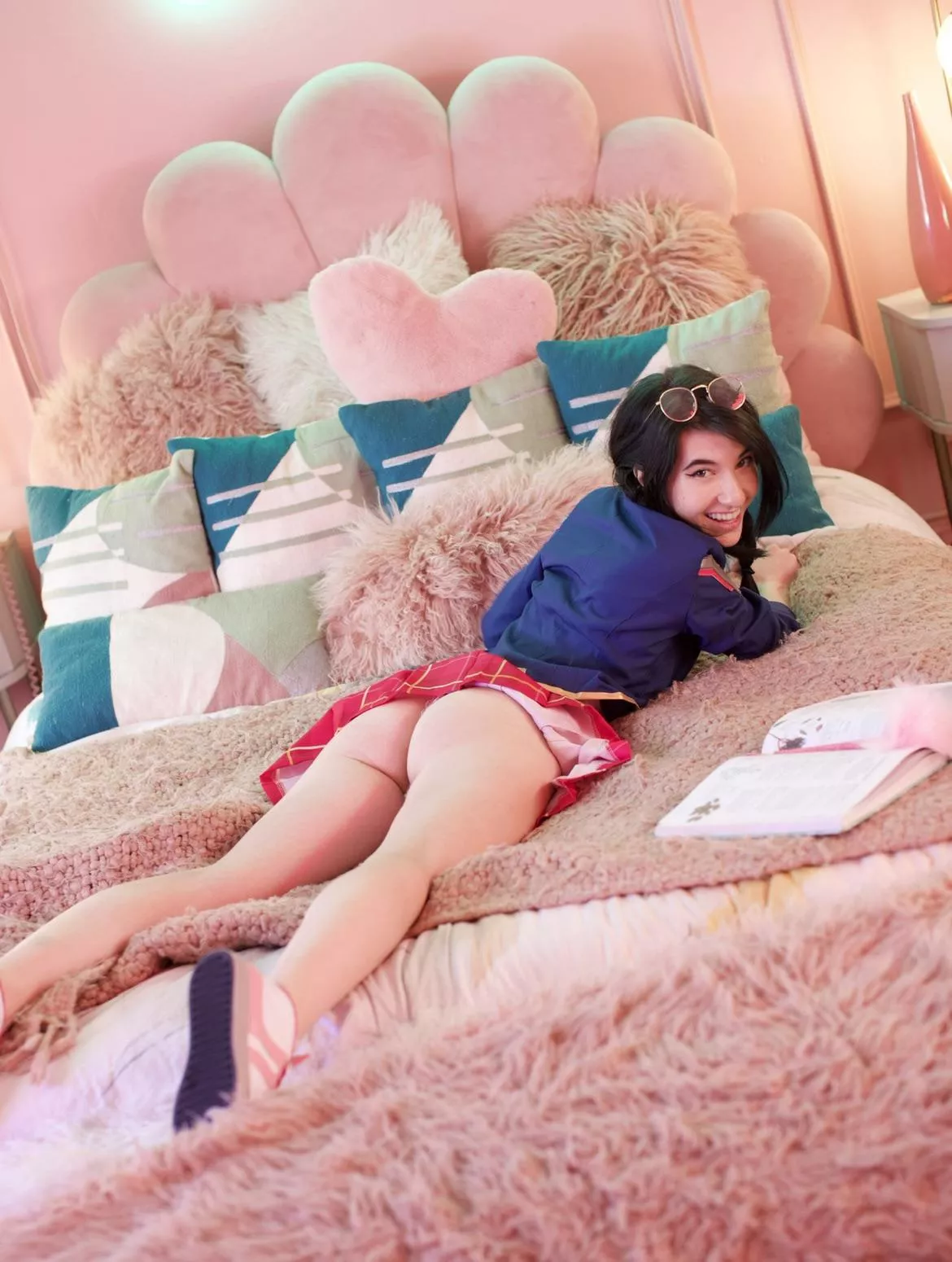 The girl sploot LOL posted by kawaiiikitty