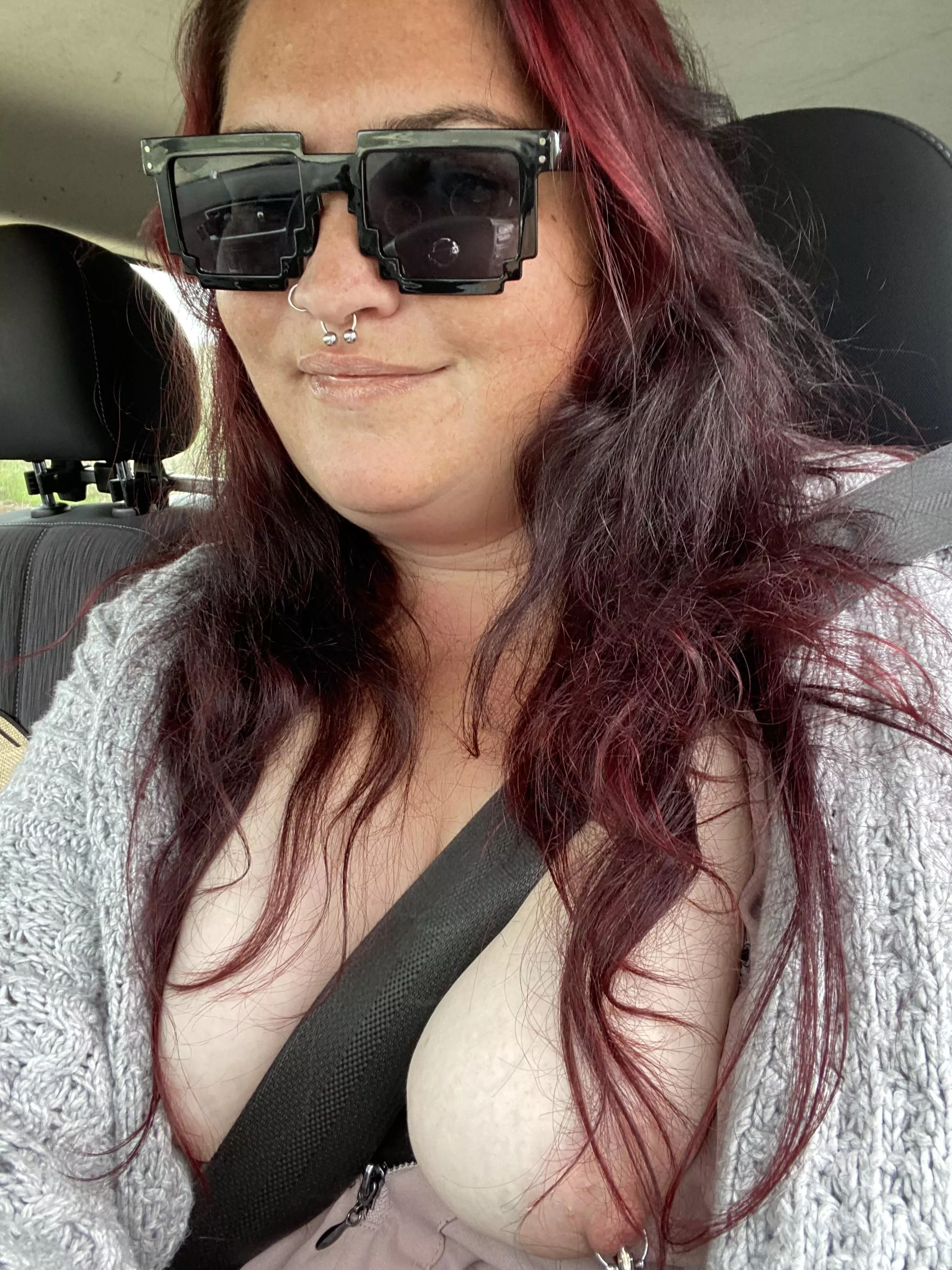 The girls wanted to say hello! posted by wetncurvy