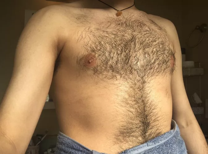 the hair doesn’t stop there by NaturalInteraction37