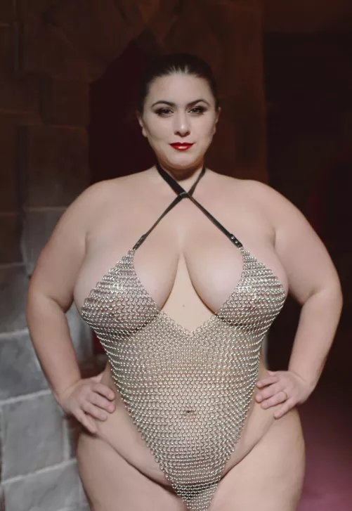 The heavens have opened, and perfection has made it to earth 🌎 😍 by ArjunNaidu