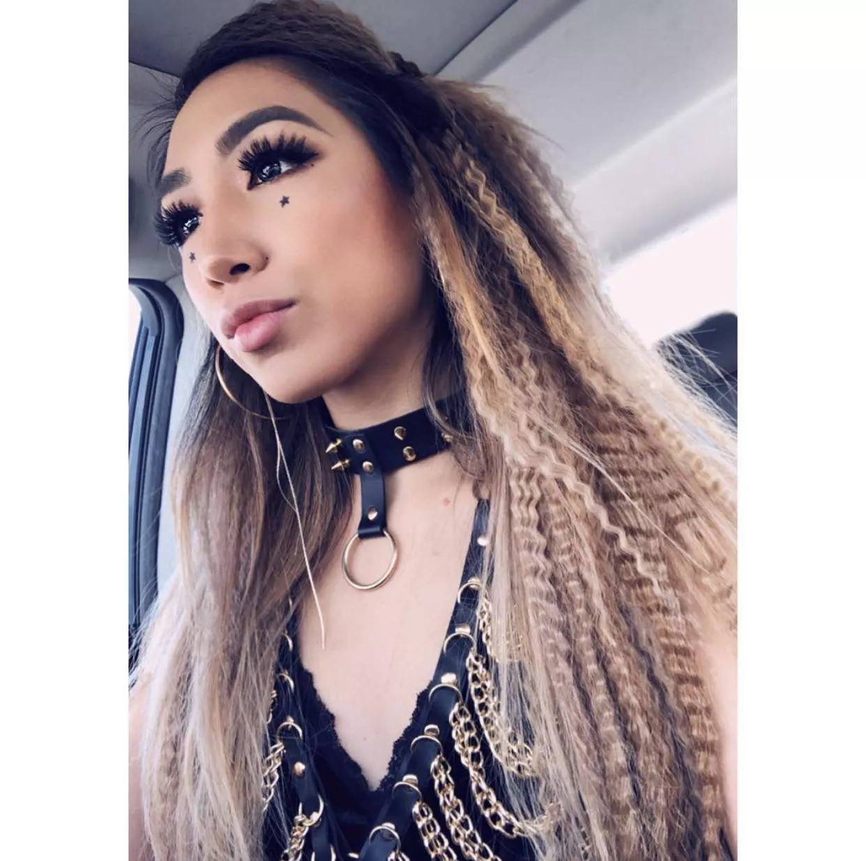 The looks are cruel but trust me I’m never strict [domme] posted by kettyrita267