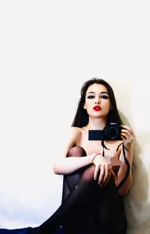 The mirror and me by -Ulises_Deacon-