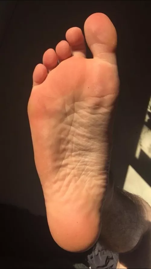 The more I ignore you the more you adore me 🥴 by Pigboy98