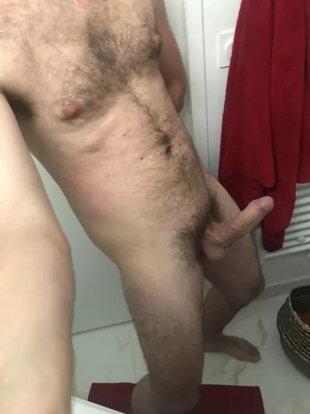 The most awkward pose by Wonderful_Spite