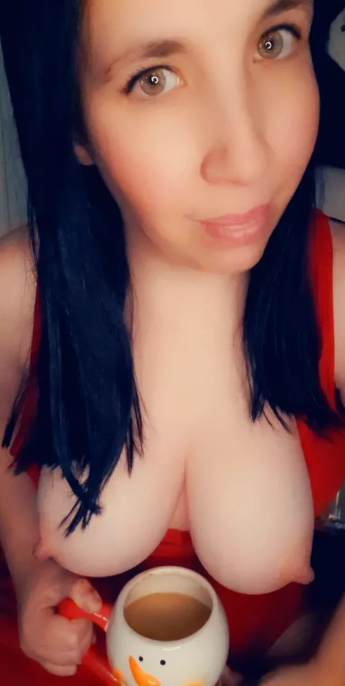 The only package I want this Christmas is yours 😈😜💋 by Aussiemilf2046