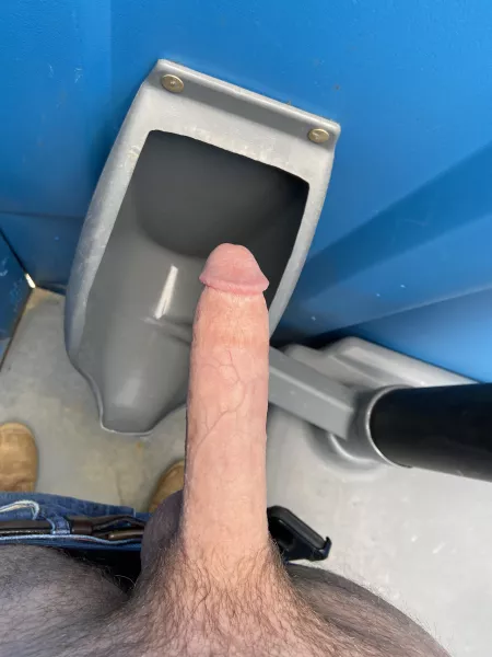 The only place to take it out without all the guys on site seeing by vfl986