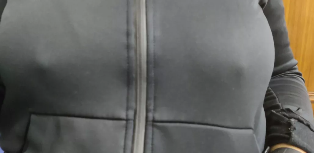 The only way to know it is cold now 🥶 by Zephemium