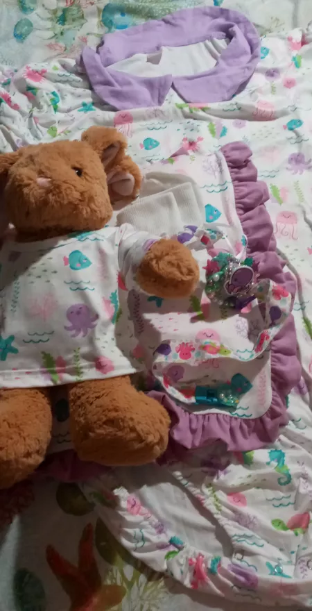 The outfit for tonight's littletivities! by Thetelltalehearter