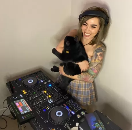 The real star here… by Loveginaworldd