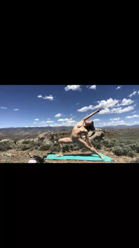 The right setting makes yoga so much better. by SelenaKyle94