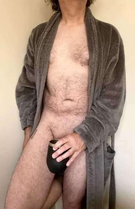 The robe returns! by glacialnote