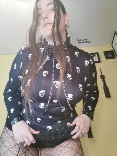 The sharp sting of My attention is heavenly, isn’t it by MissPandoraGreaves