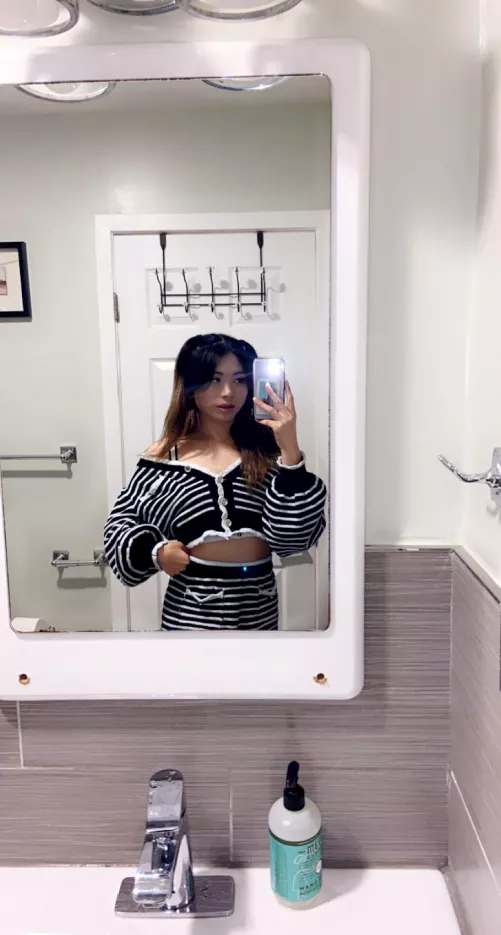 the shorts aren’t backwards by SailorDae