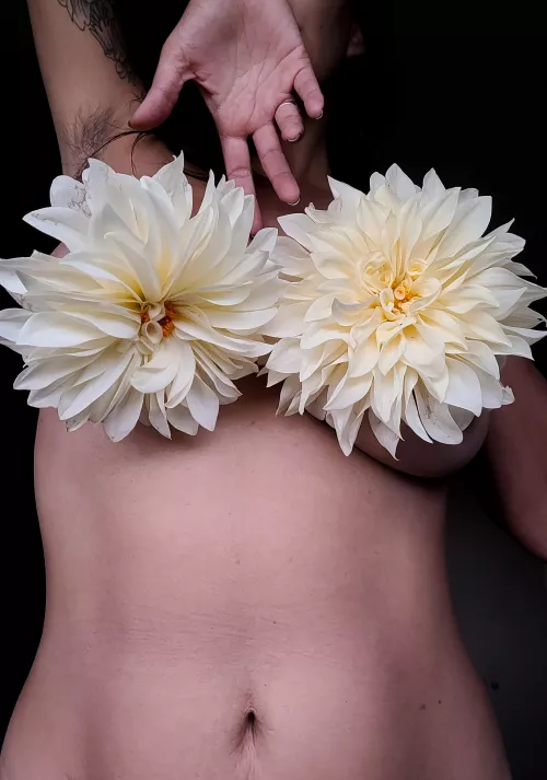 the softest 💛 by peachypersici