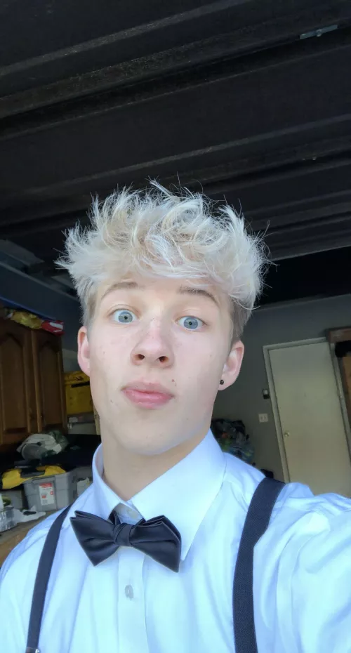 The time I got dressed up and kissed a boy for the first time by PresentationLong7274