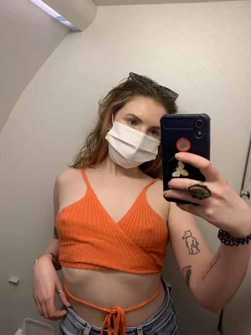 The top I wore on this flight did not want to stay put 😅 by kokabyn