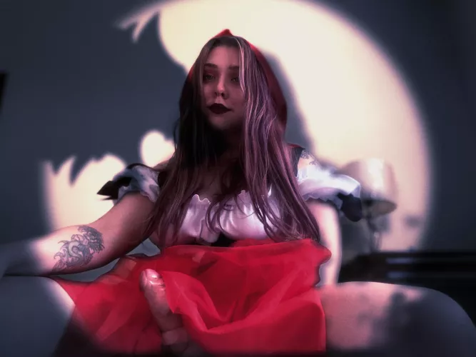 The wolf doesn’t have a chance against Me 😏 by Roobie_Doobie